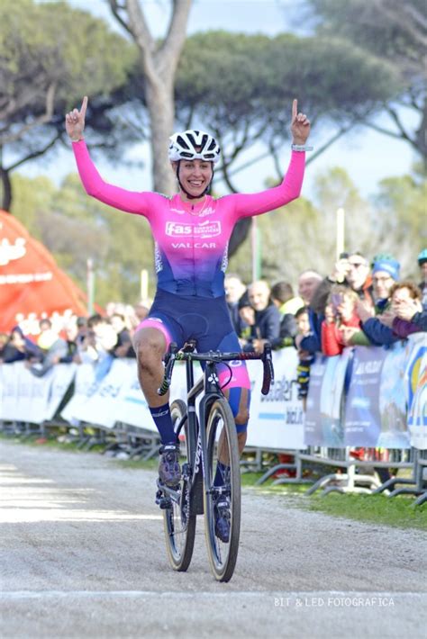 Silvia Persico Si Riconferma Campionessa Italiana Di Ciclocross Ad