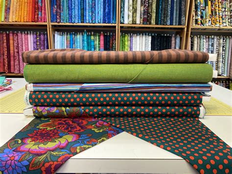 Home | The Yellow Door Quilt Store | Nashville, Indiana