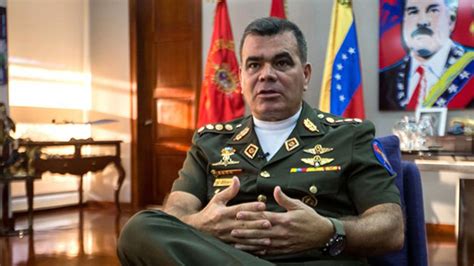 Vladimir Padrino L Pez Se Resiste A Irse De La Fuerza Armada Venezolana