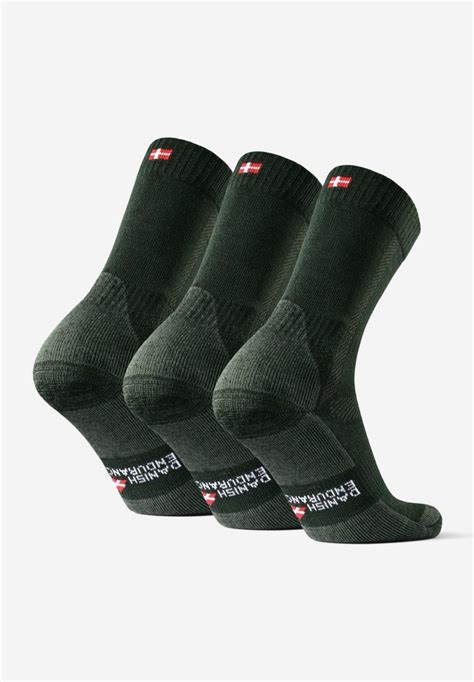 MERINO WOOL HIKING SOCKS