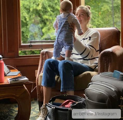 Quién es el padre de la hija de Amber Heard de dónde es cómo se