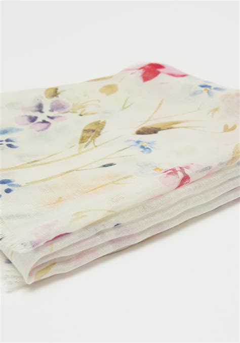 Buy Women's Gloo All-Over Floral Print Scarf with Frayed Hem Online | Centrepoint KSA