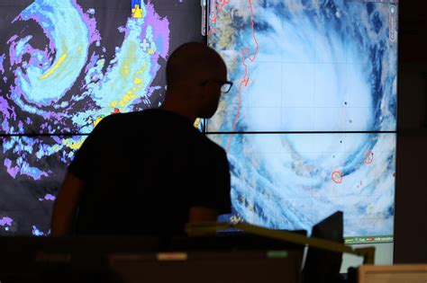 La R Union L Il Du Cyclone Belal Est Arriv Sur L Le