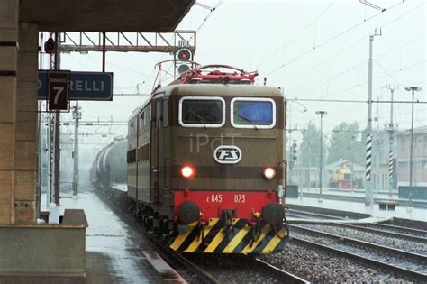 E 645 073 Milano Greco Pirelli 28 Maggio 1988 Il Portale Dei Treni