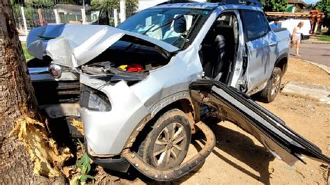 Mãe e filhas ficam feridas em batida entre Toro e Jeep Gazeta Digital