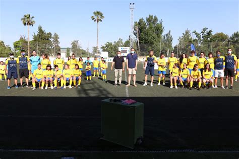 El equipo femenino campeón de liga Bandú Cheste