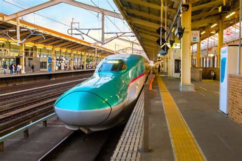 Hayabusa Shinkansen Stock Photos, Pictures & Royalty-Free Images - iStock