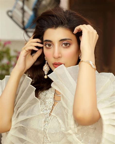 A Glamorous Affair Urwa Hocanes Mesmerizing Portraits Breaks The