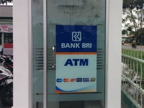 Nikmati Kemudahan Bertransaksi Dengan Atm Bri Di Kab Kuburaya Ini