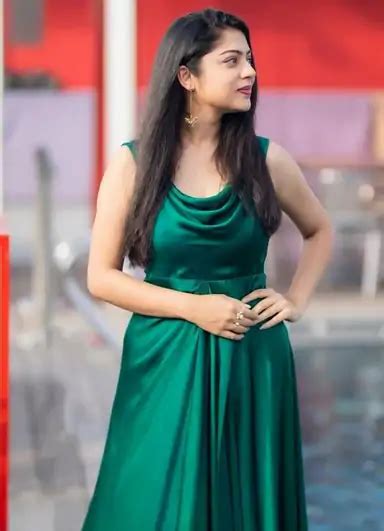 Varsha Bollamma Top Hot Pics And Photo