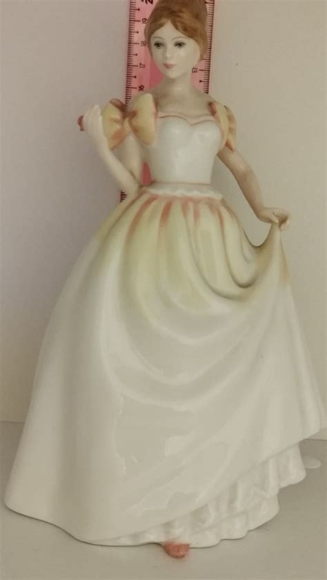 Figurka Z Royal Doulton Na Prezent Radom Olx Pl