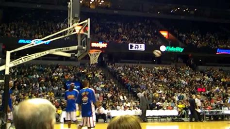 Harlem Globetrotters 34 Court Granny Shot Youtube