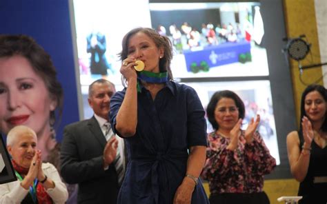 Uv Entrega Doctorado Honoris Causa A La Actriz Mar A Rojo Y La Pedagoga