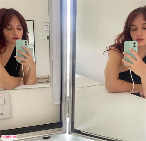 Olivia Cooke Aka Livkatecooke Nude Leaks Fapellas
