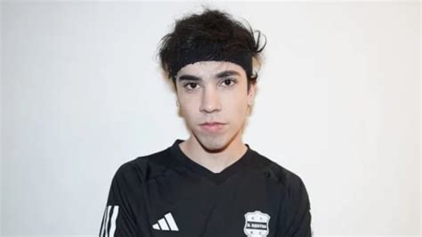 ¿quién Es Spreen El Streamer De Twitch Que Debutó En Club Deportivo Riestra Haciendo Enojar A