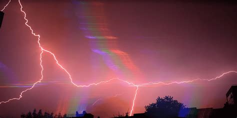 Spectroscopy of Lightning – Colors and Composition - StellarNet, Inc.