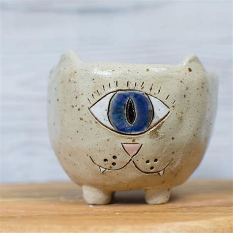 Chaos Dish on Instagram: "Мявр кофейный #kitten #cat #ceramic #cone6 # ...
