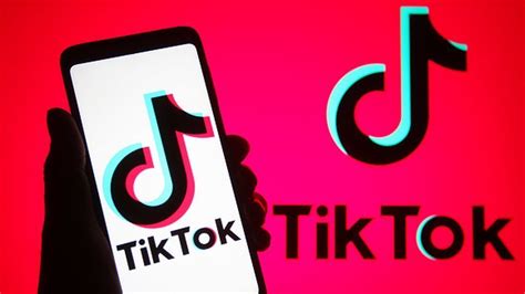 Tiktok App Introduces Screen Time Limits For Under S Bbc Newsround