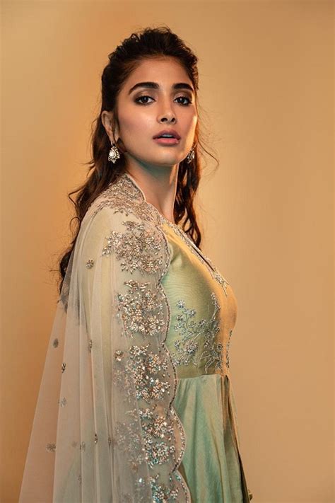 Actress Pooja Hegde Latest Hot Photos Kekanews