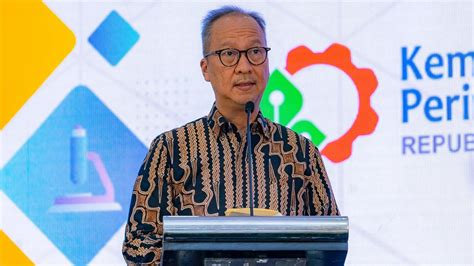 Pmi Manufaktur September Masih Kontraksi Menperin Bilang Begini