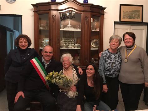 Albenga Compleanno Da Record Per Maria Boragno Spegne Candeline