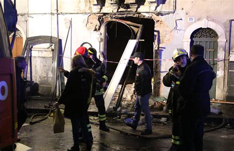 Catania E Trapani Si Fermano Per I Funerali Dei Due Vigili Del Fuoco