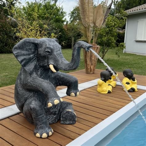 Grande Statue L Phant Assis De Jardin Gris