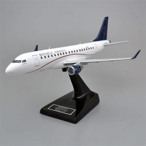 Custom Built Embraer ERJ 175 Republic Airways Model Airplane Factory