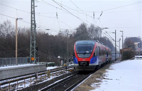 Ein Nachschuss Von Der Euregiobahn RB20 Kommt Aus Langerwehe Stolberg