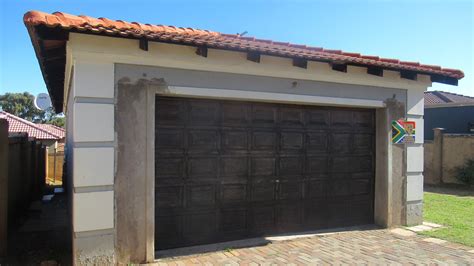 Fnb Quick Sell Bedroom House For Sale In Munsieville South