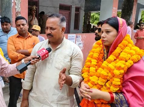 Up Nikay Chunav 2023 Bjp Ashish Shukla Wife Nominated As Independent