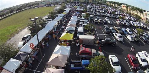 Why Shop at the Farmers Market near Cape Coral - AAA Concreting