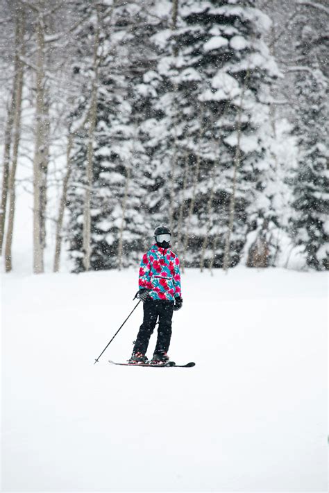 Skiers on the Slope with a Ski Lift · Free Stock Photo