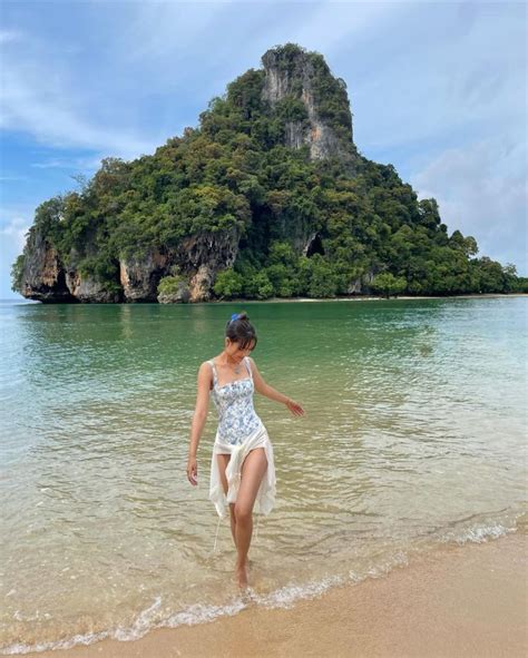 Urassayas Yaya Urassaya Sperbund ญาญ่า อุรัสยา เสปอร์บันด์ Yaya Beachy Outfits Beach Dress