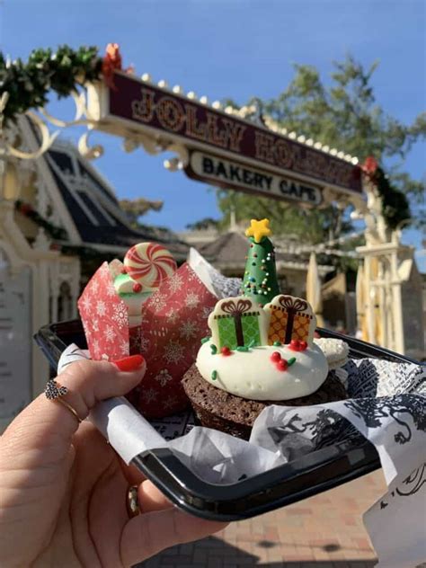 Disneyland Christmas Food Guide Joya Rubina