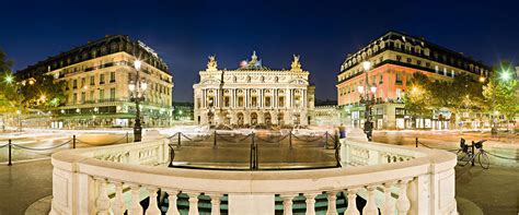 Phototh Que Arnaud Frich L Op Ra Garnier De Nuit Vu Depuis La Sortie