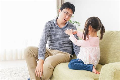 つい子供に厳しくしてしまうこと。パパとママでは叱るポイントが違う パパしるべ