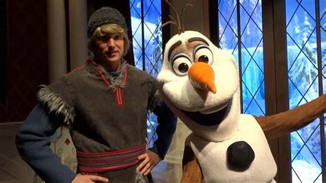 Kristoff, Olaf pair up in new "Frozen" meet-and-greet at Disneyland Resort