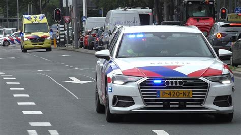 Slicktop Nieuwe En Oude Politie Audi Verzorgen Spoedtransport Voor