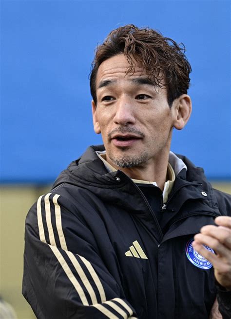 中村俊輔 自身の引退試合でfkを決める サッカー元日本代表 写真特集319 毎日新聞