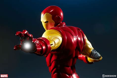 Iron Man Avengers Assemble Statue by Sideshow Collectibles | ActionFiguresDaily.com