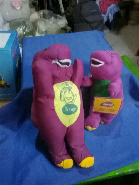 Barney plush toy, Hobbies & Toys, Toys & Games on Carousell