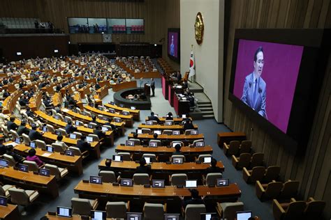 생활고에 민생 벼랑끝박홍근 민생에 여야 따로 없다