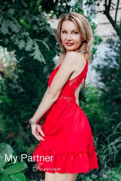 Gorgeous Ukrainian Brides Yuliya From Zaporozhye Ukraine