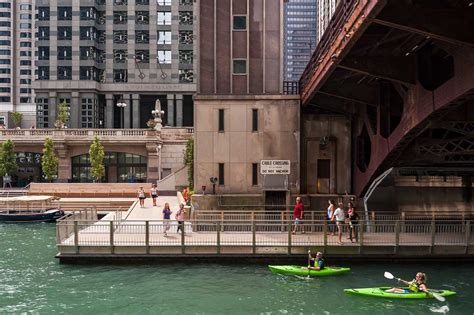 Chicago Riverwalk Expansion « Landezine International Landscape Award LILA