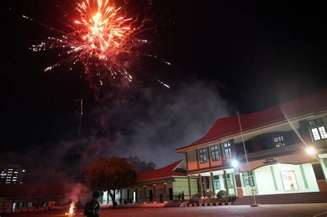 Meriahkan HUT TNI Ke 78 Korem 143 HO Gelar Pertunjukan Wayang Kulit