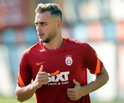 Galatasaray Bar Alper Y Lmaz N S Zle Mesini Yeniledi