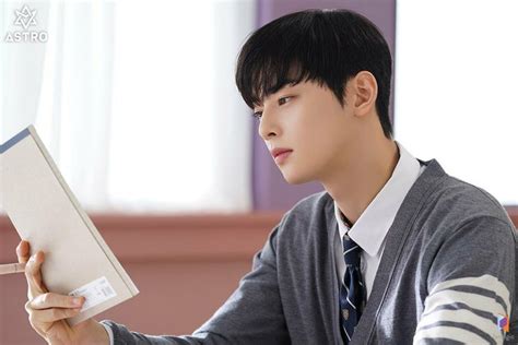 Cha Eun Woo True Beauty Drama 2020 Aktor Sekolah Seni Gelap