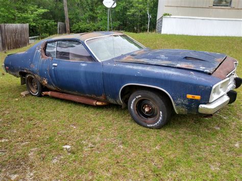 Rough 1973 Plymouth Road Runner GTX Hides Big Muscle Under The Hood