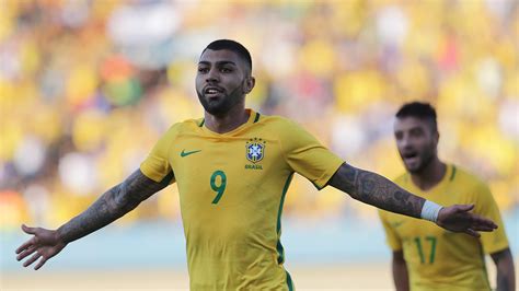 Inter Milan signs Brazil forward Gabigol until 2021